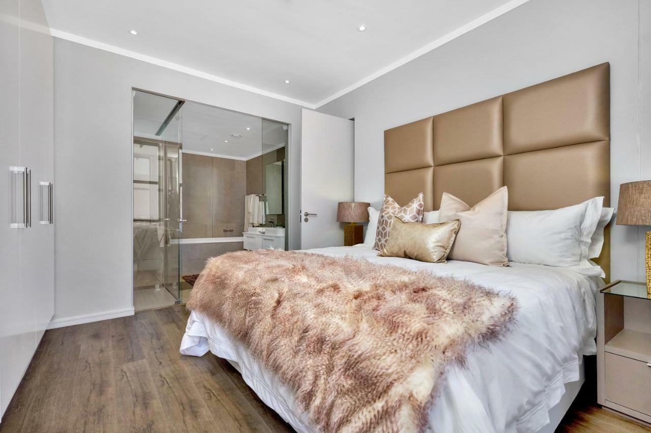 Sandton Apartment 15 West Road South Johannesburg Exteriör bild